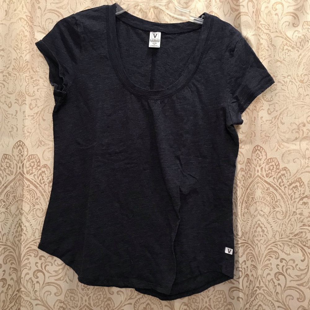 EUC layering t-shirt lot